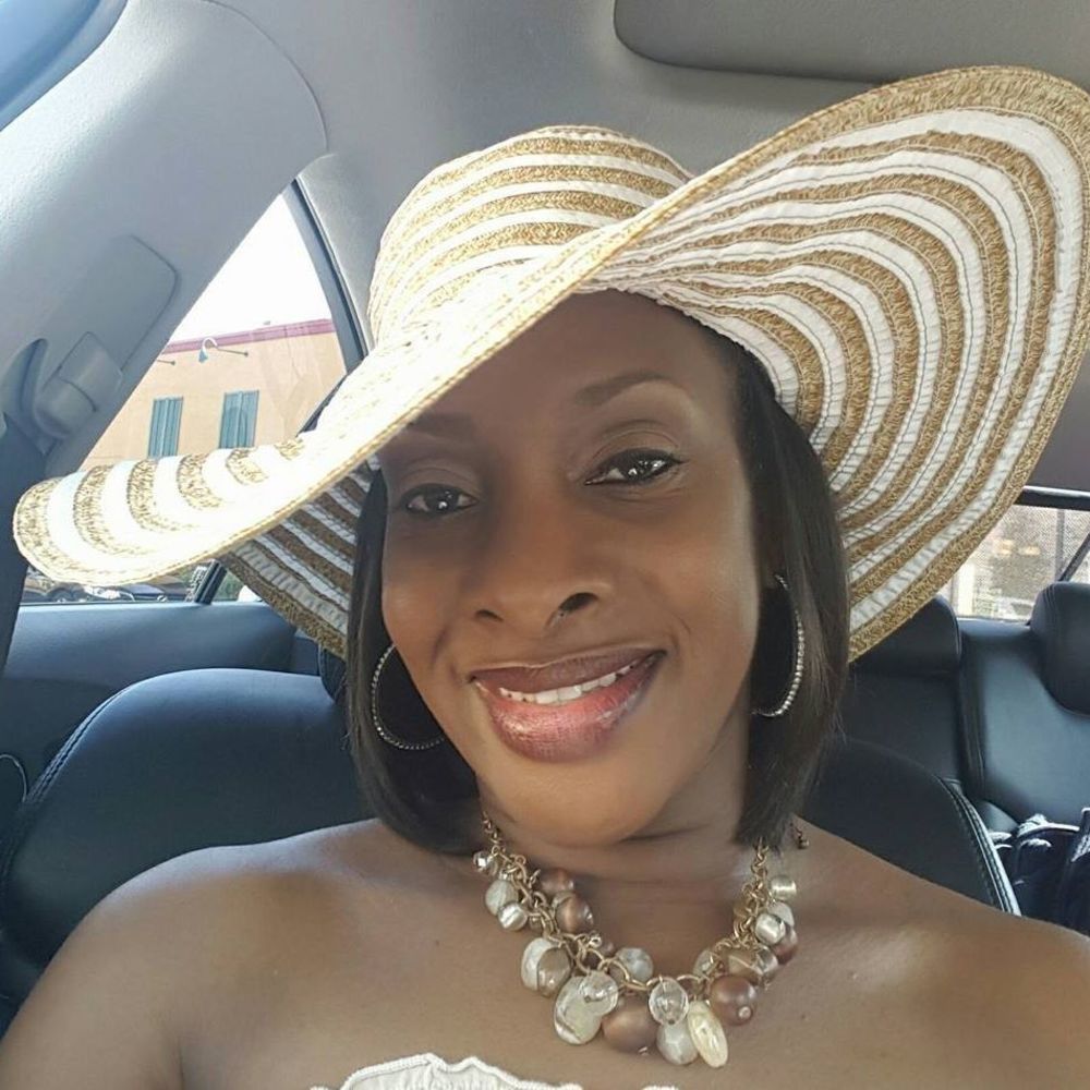 Meet your Posher, Yvonne